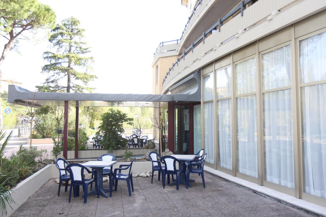 Hotel Cristallo Riolo Terme Buitenkant foto