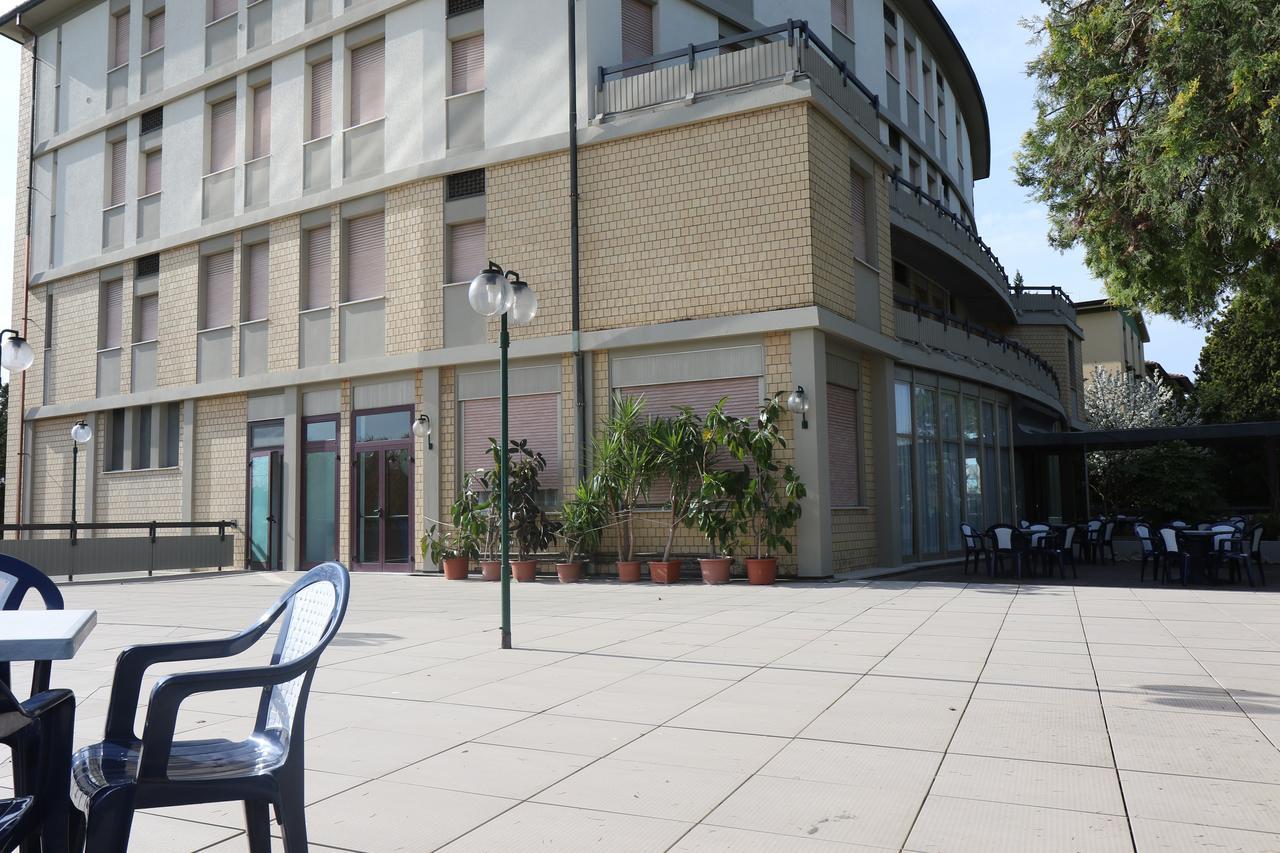 Hotel Cristallo Riolo Terme Buitenkant foto
